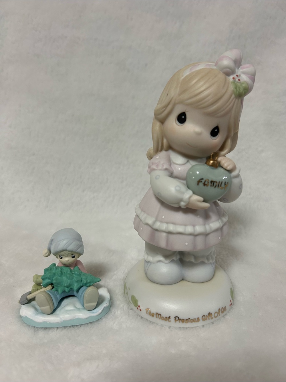 Precious Moments "The Most Precious Gift Of All" Family + Holiday Mini